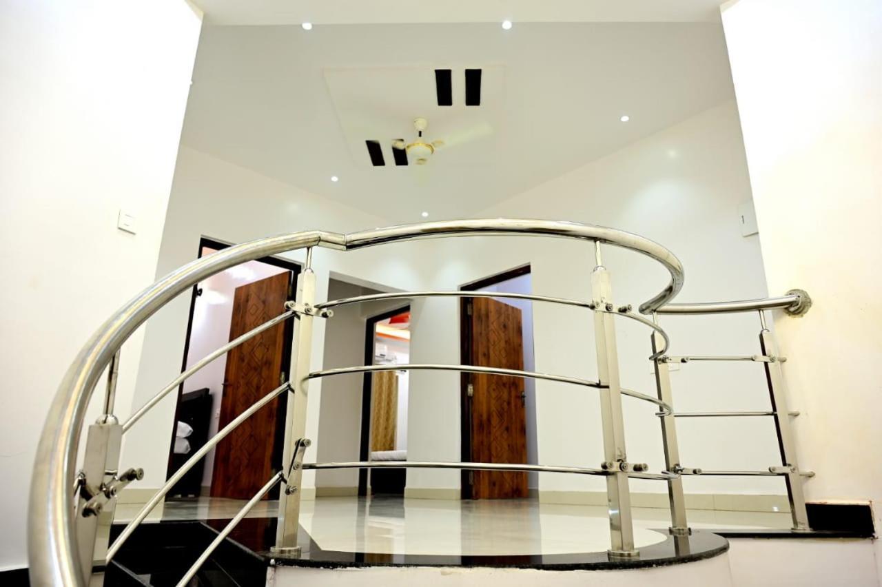 White House Villa-Private Pool Navelim ภายนอก รูปภาพ