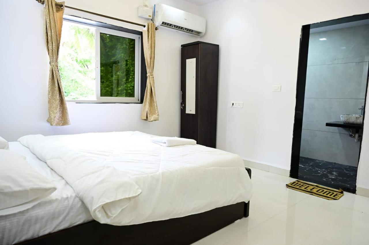 White House Villa-Private Pool Navelim ภายนอก รูปภาพ